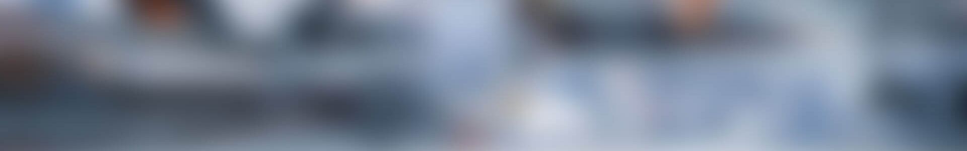 Laser-Maschine schneidet eine Form aus